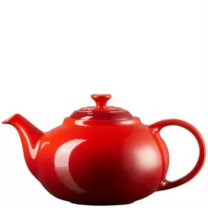 Le Creuset Cerise Stoneware Classic Teapot 1.3L